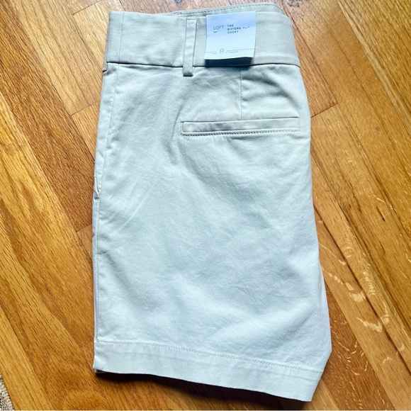 NWT! LOFT Riviera Flat Front Shorts Khaki - Picture 3 of 8